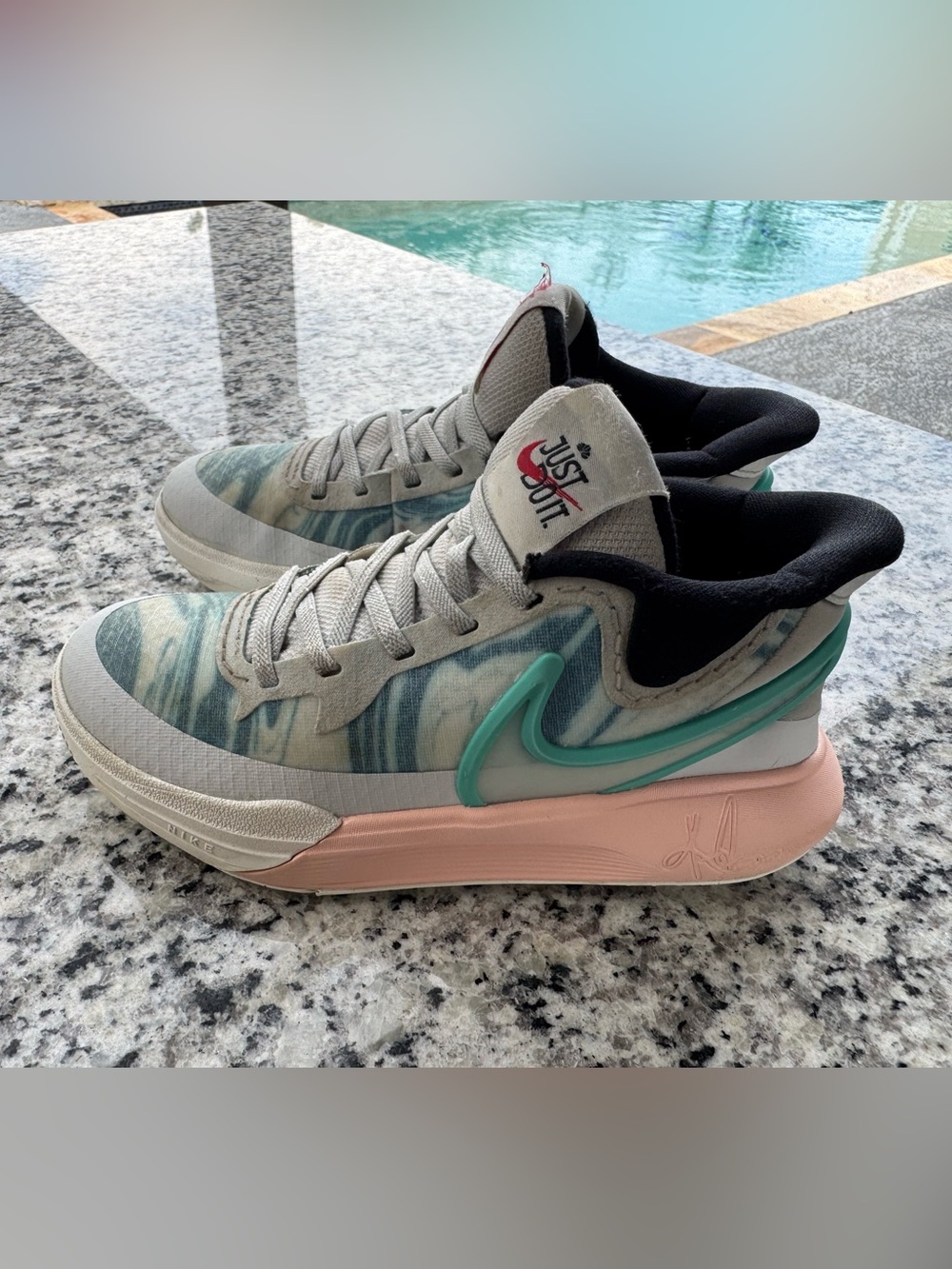 Nike kids Marble Low-Top Sneakers – Mint Swoosh & Soft Pink Midsole